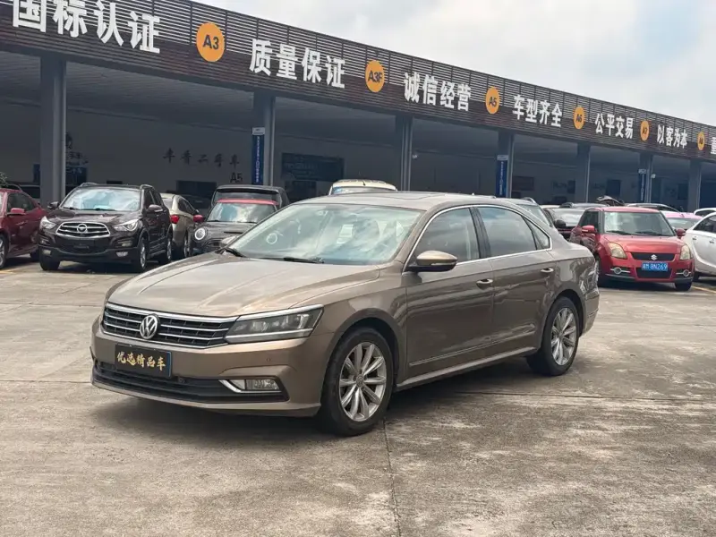 Volkswagen Passat