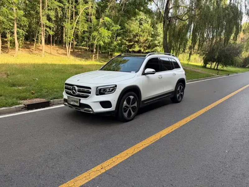 Mercedes-Benz GLB