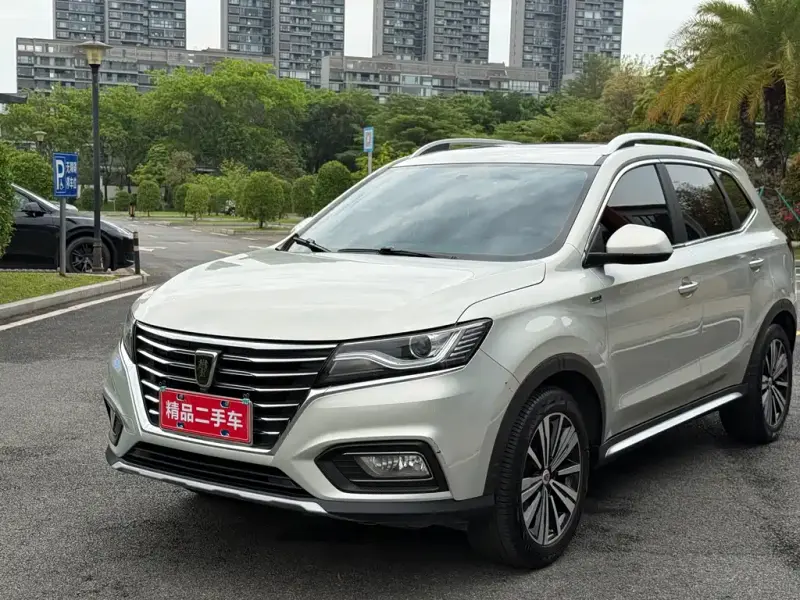 Roewe MG HS (RX5)