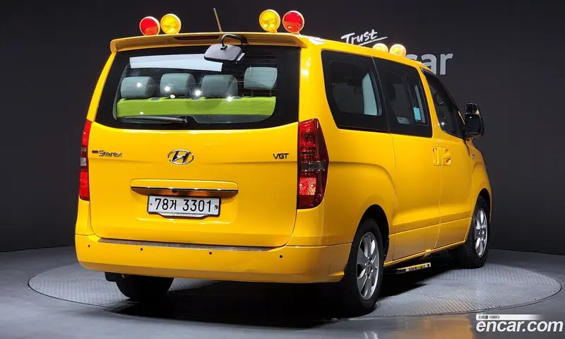 Hyundai H-1