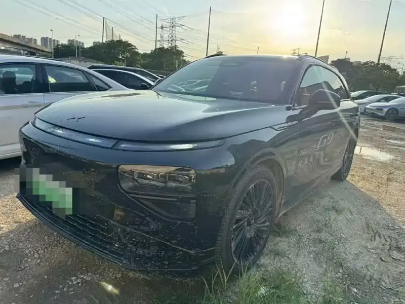 XPeng G9