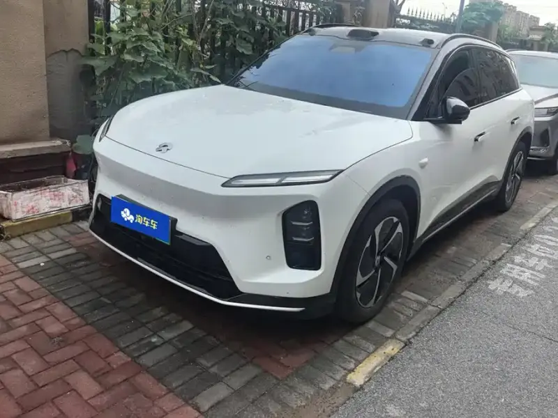 NIO ES6