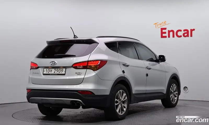 Hyundai Santa Fe (Santafe)