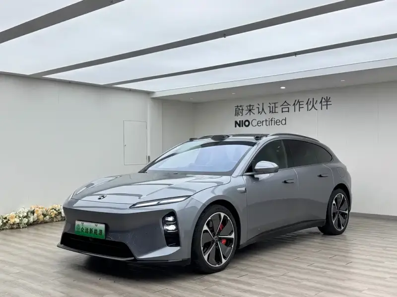 NIO ET5T