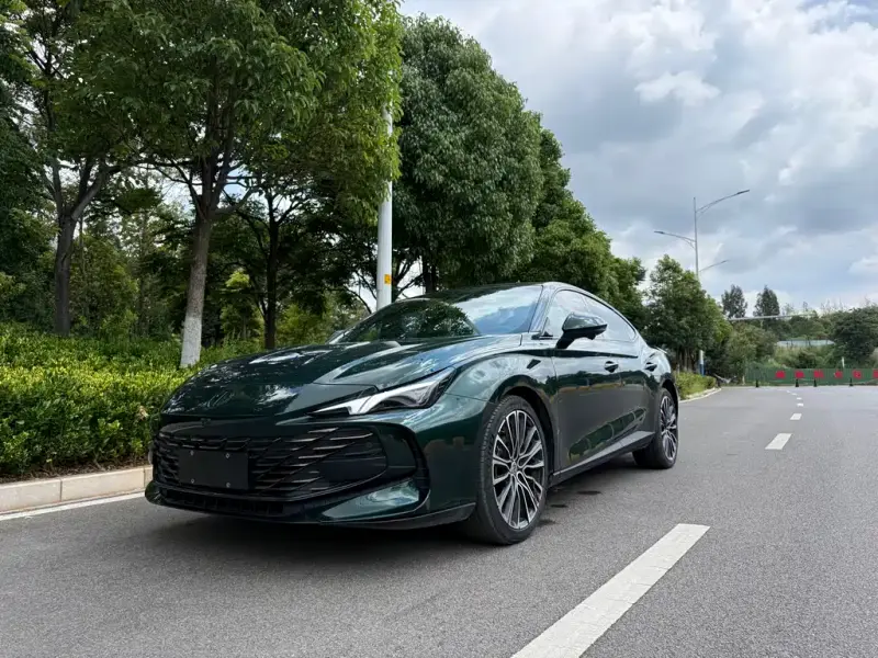 MG MG7