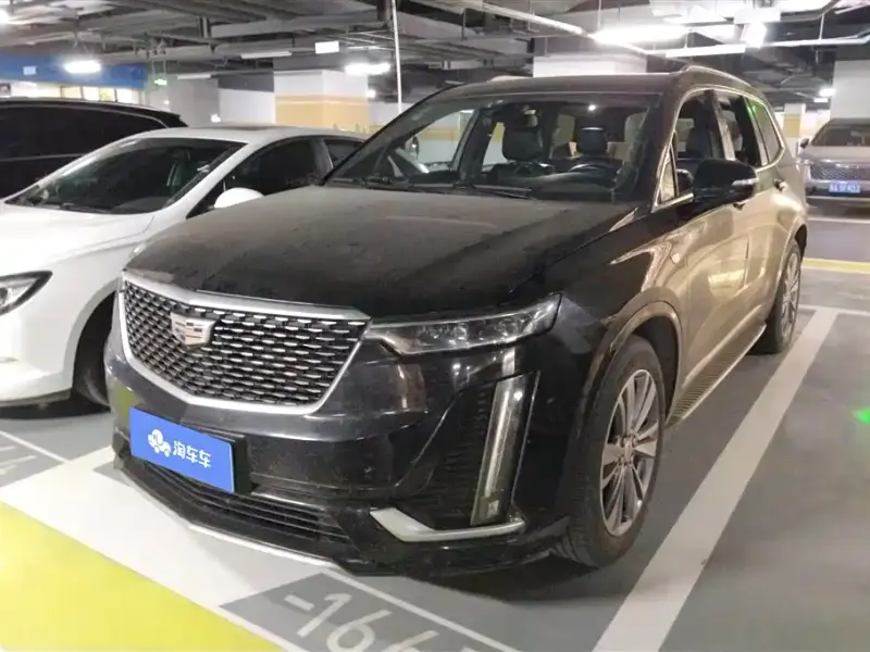 Cadillac XT6