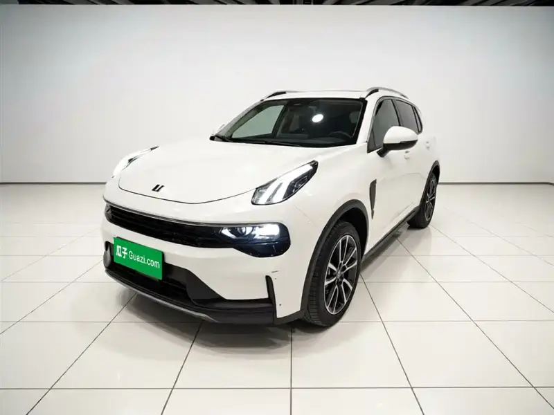 Lynk & Co 01