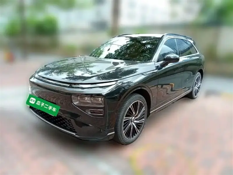XPeng G9