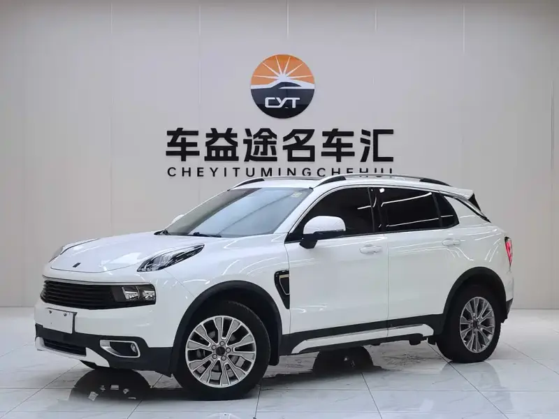 Lynk & Co 01