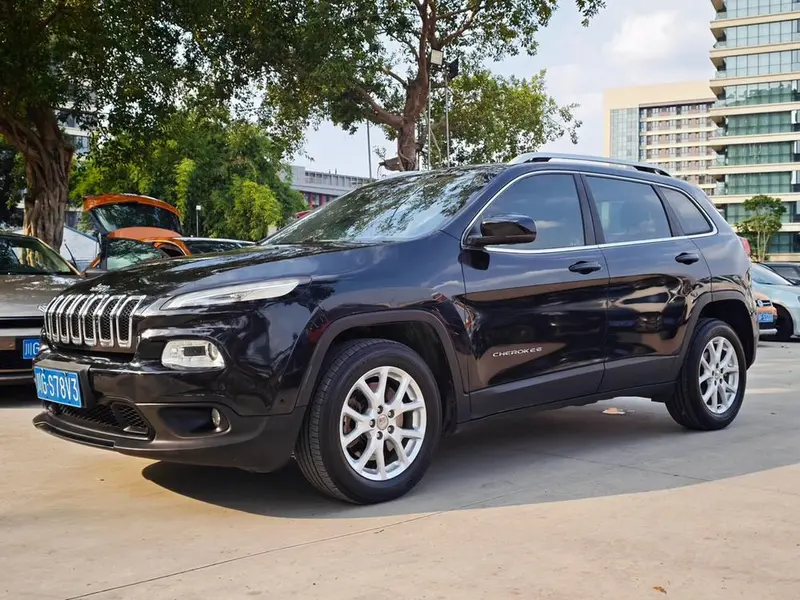 Jeep Cherokee
