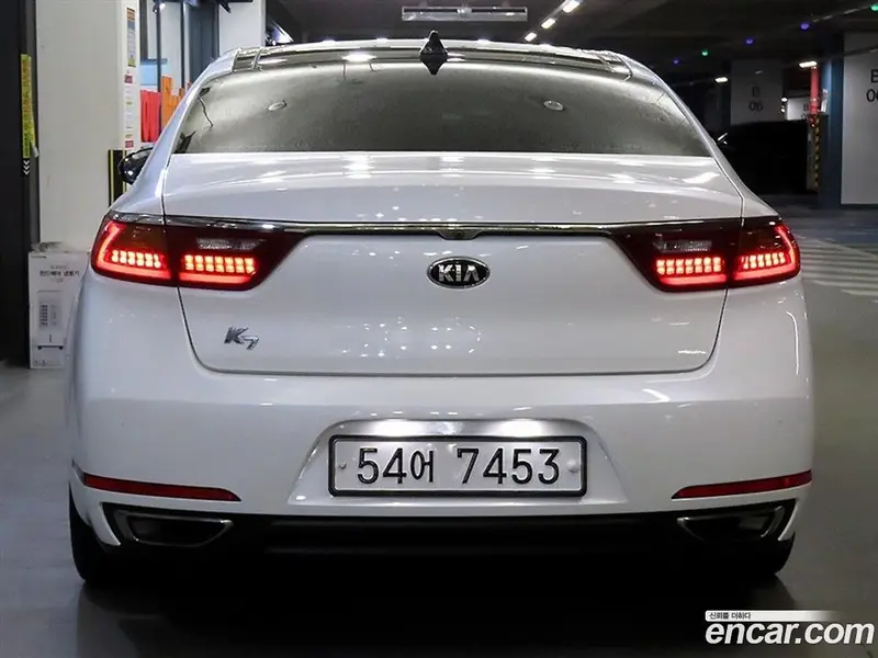 Kia K7