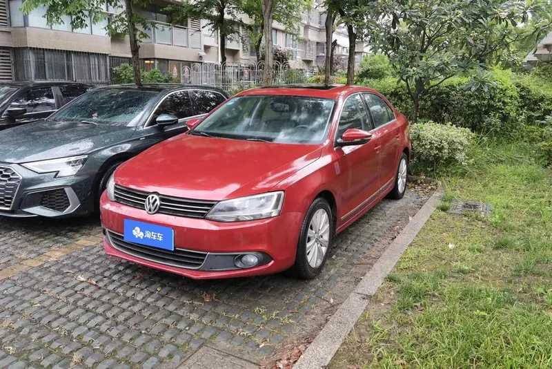 Volkswagen Sagitar