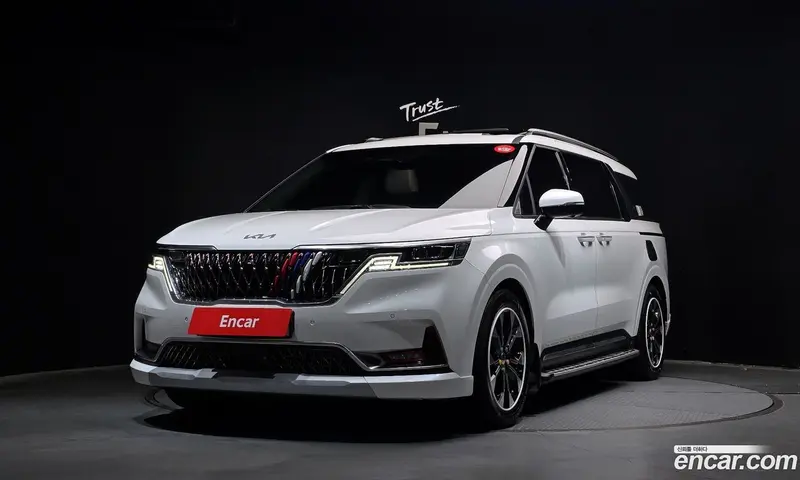 Kia Carnival (Canival)