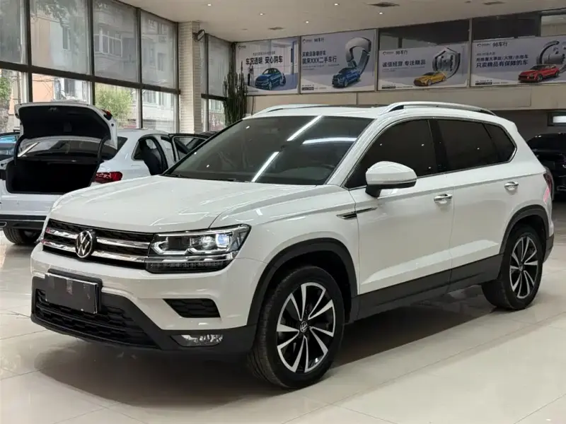 Volkswagen Tharu