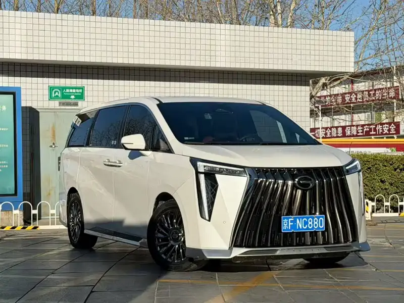 GAC Motor M8