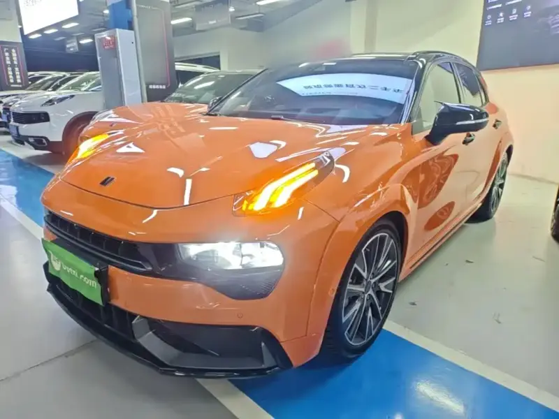 Lynk & Co 02 Hatchback