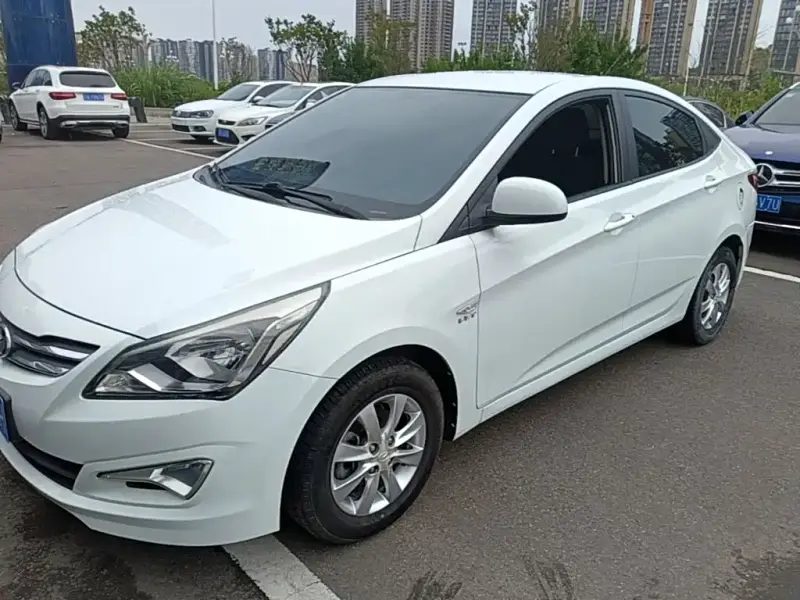 Hyundai Verna