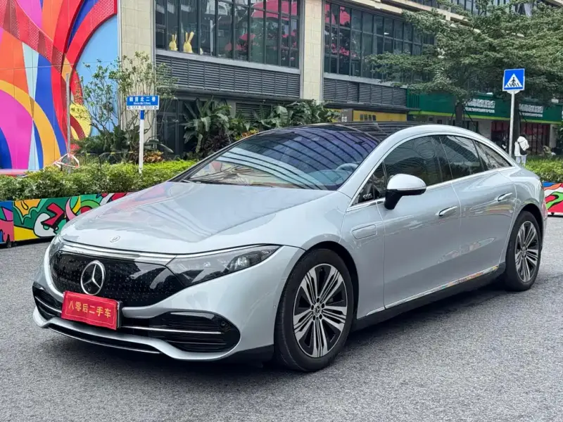 Mercedes-Benz EQS