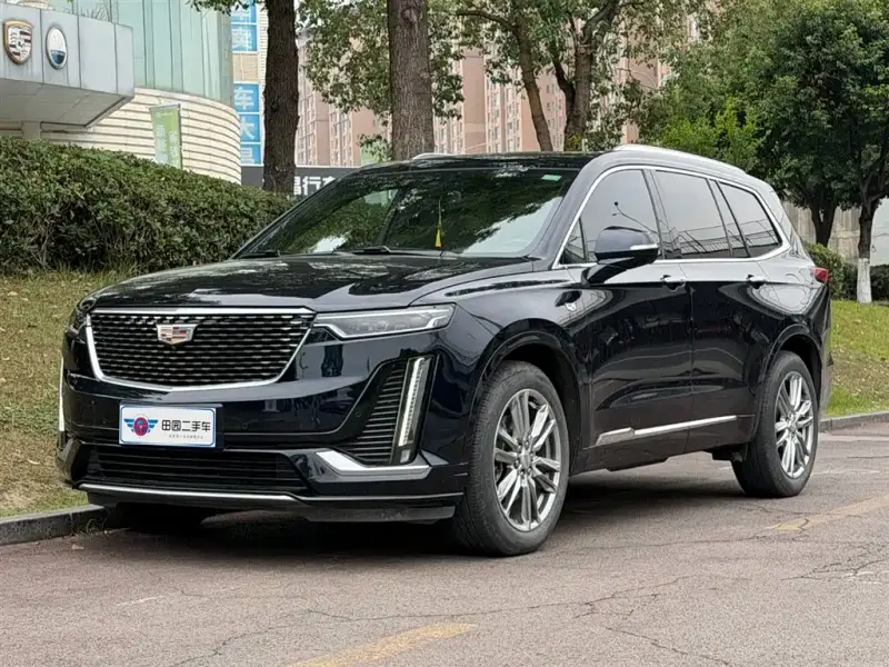 Cadillac XT6