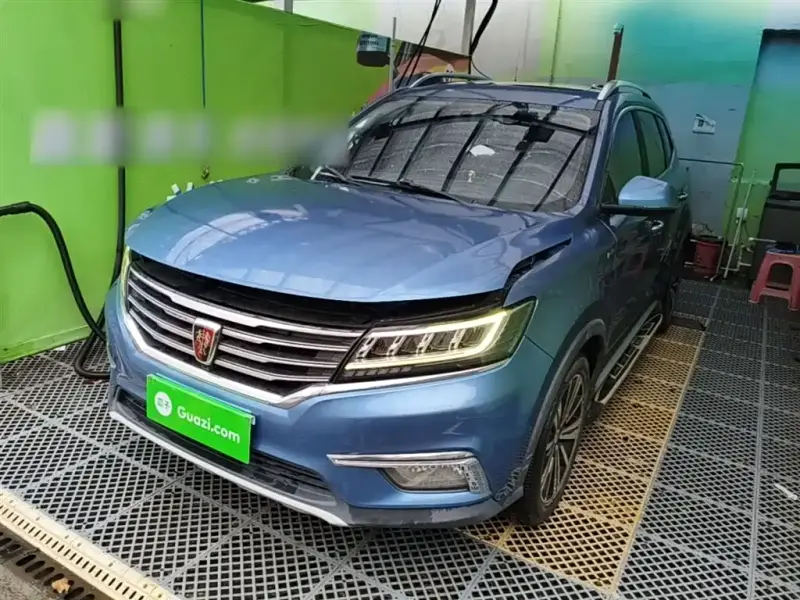 Roewe MG HS (RX5)