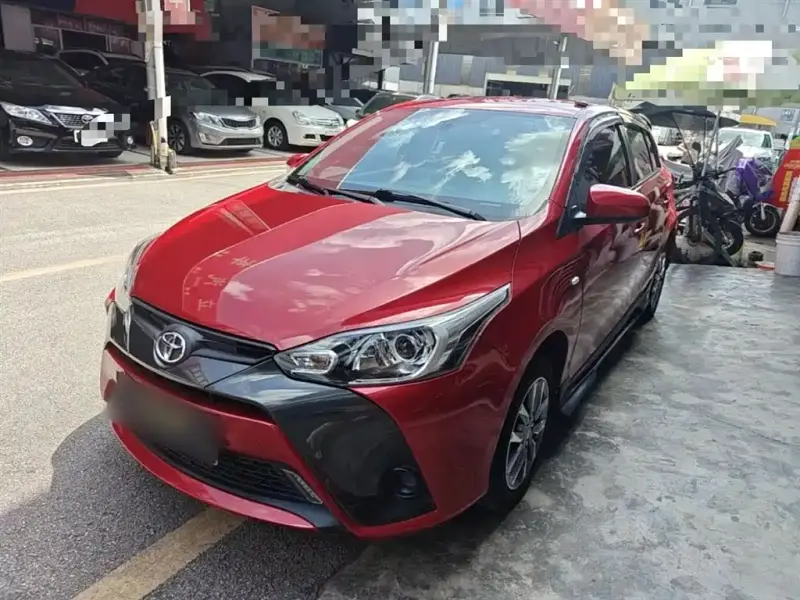 Toyota Yaris L