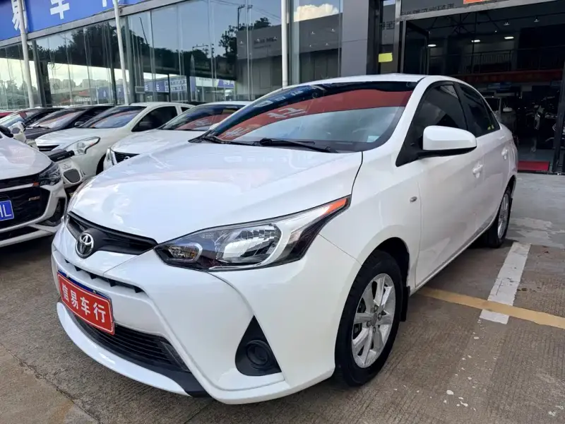 Toyota Yaris L