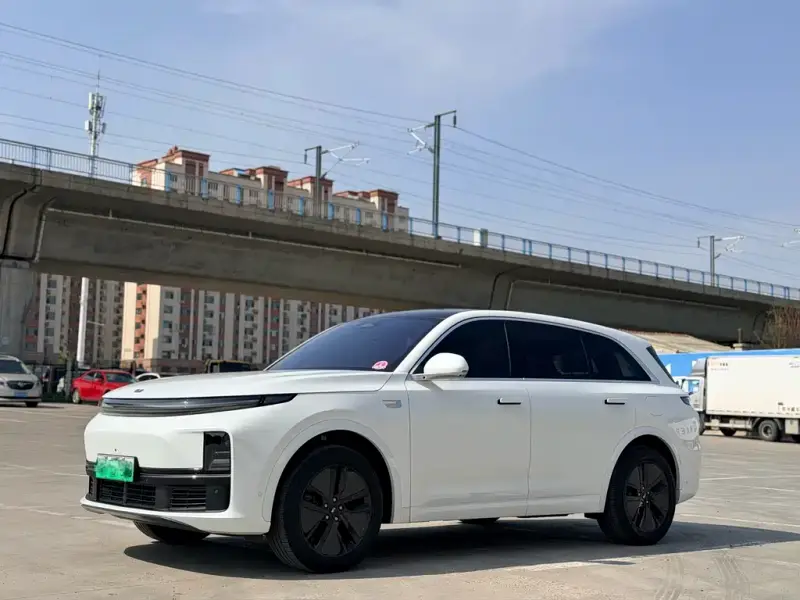 Li Auto L7