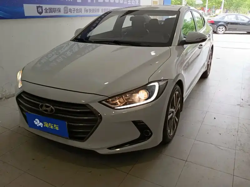 Hyundai Elantra