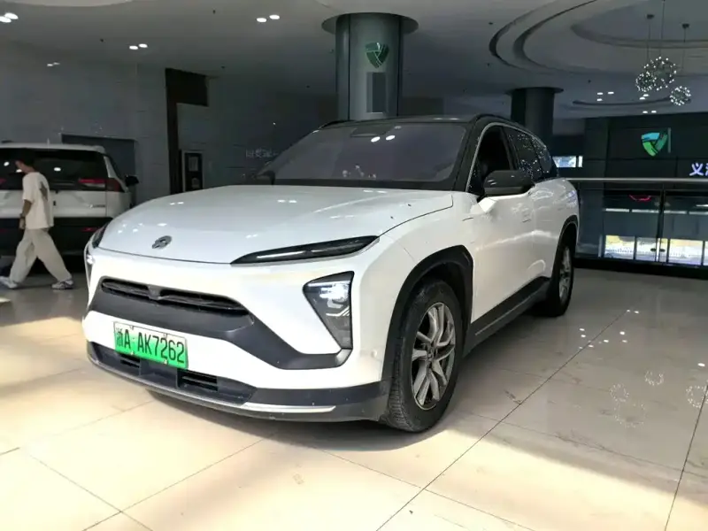 NIO ES6