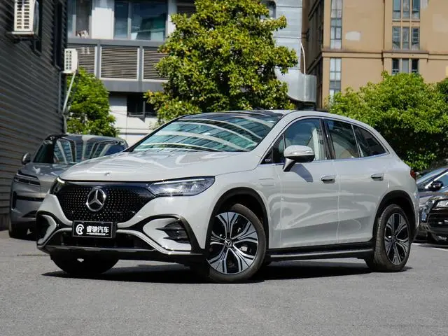 Mercedes-Benz EQE SUV