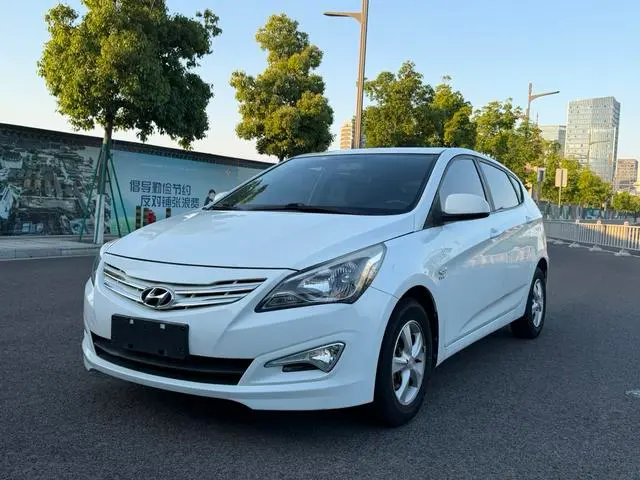 Hyundai Accent