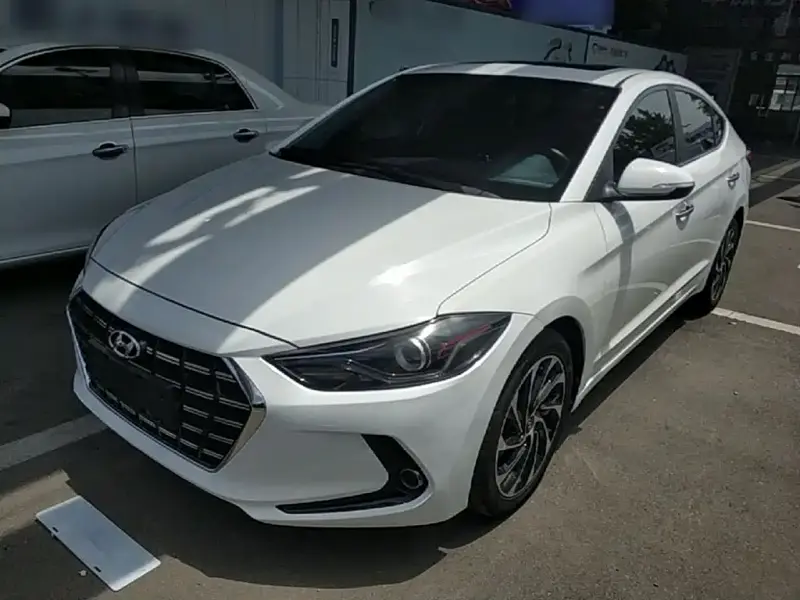Hyundai Elantra