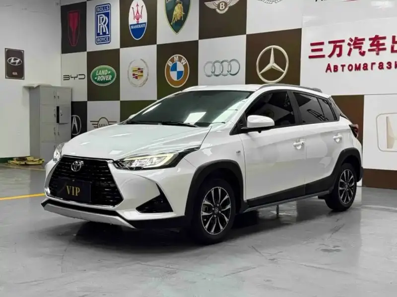 Toyota Yaris L