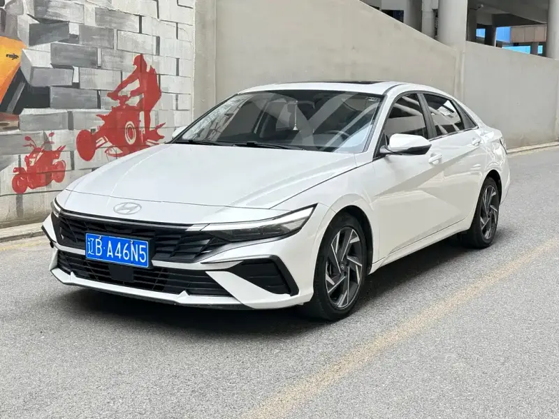 Hyundai Elantra