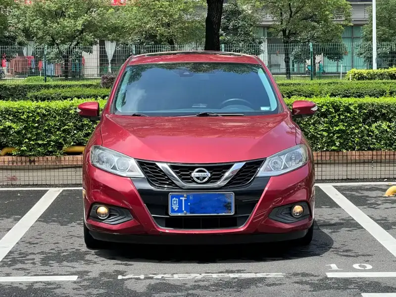 Nissan Tiida