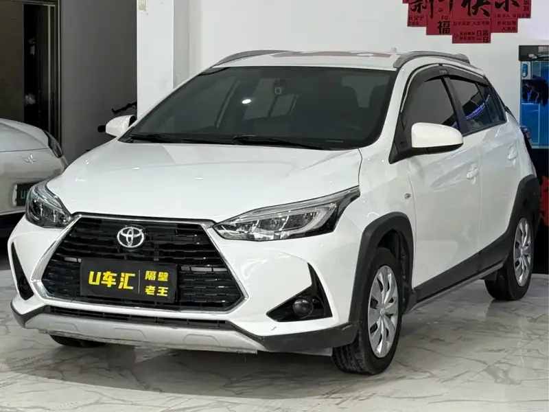 Toyota Yaris L
