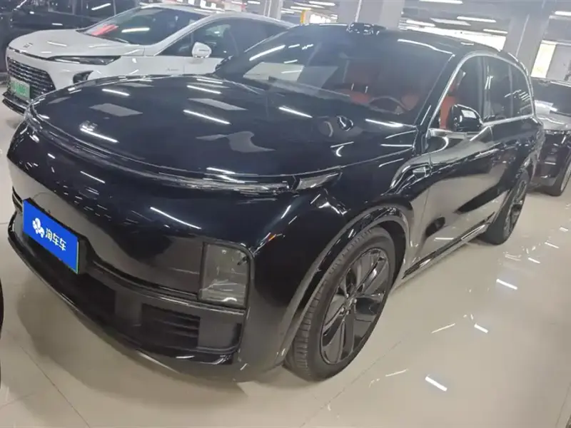 Li Auto L8