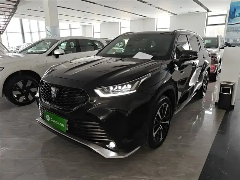 Toyota Crown Kluger