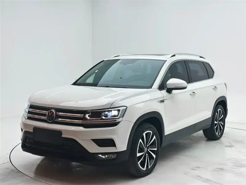 Volkswagen Tharu