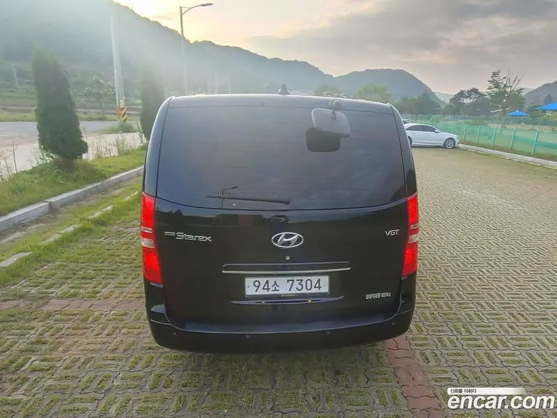 Hyundai H-1