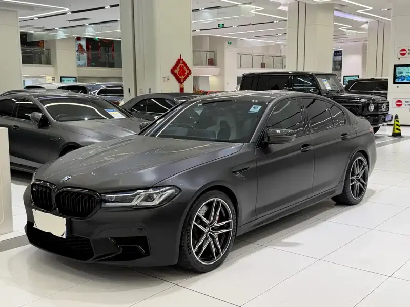 BMW M5