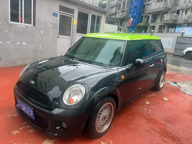 MINI CLUBMAN