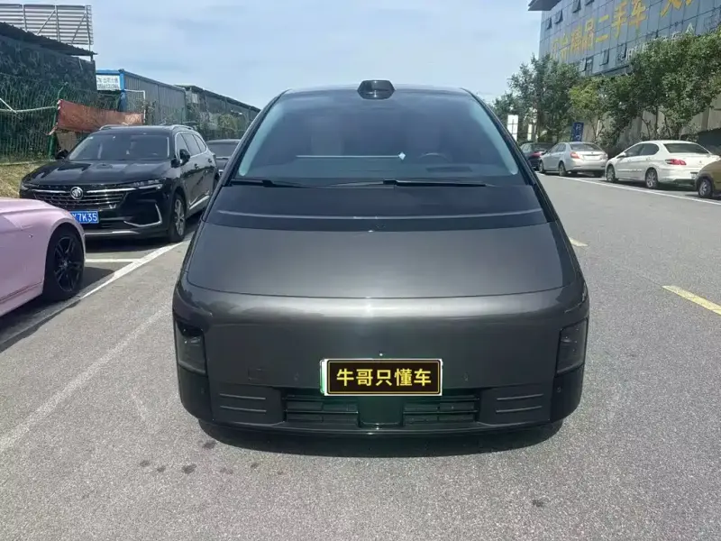 Li Auto MEGA