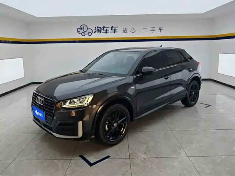Audi Q2L