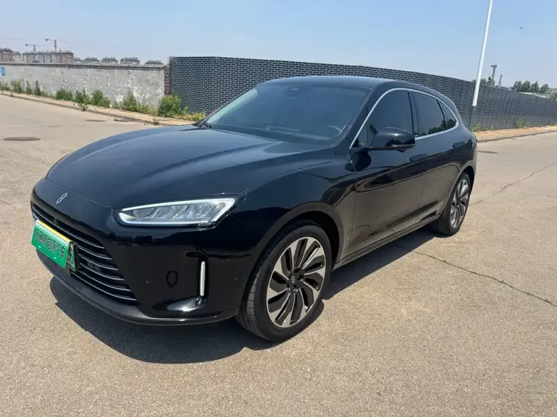 AITO M5