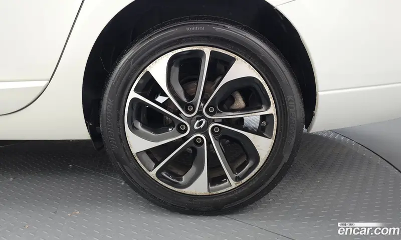 Renault-KoreaSamsung Fluence (SM3)