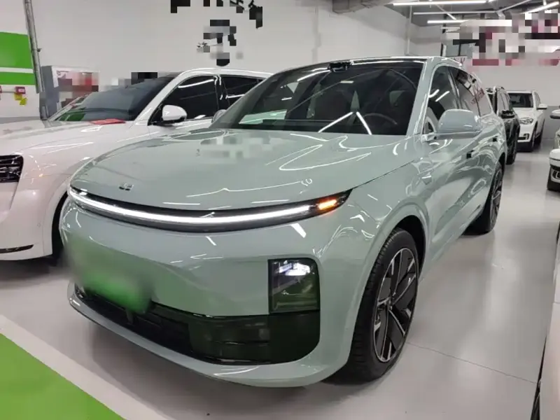 Li Auto L6
