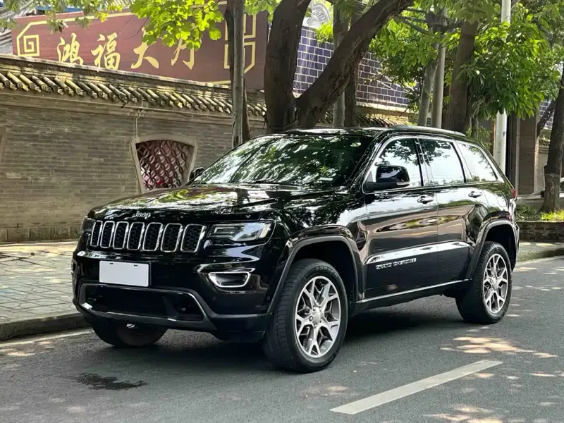 Jeep Grand Cherokee (Import)