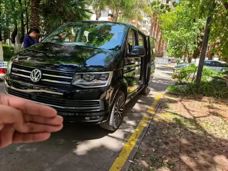 Volkswagen Multivan