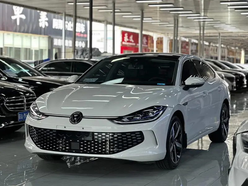 Volkswagen Lamando